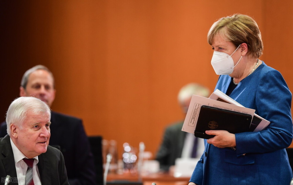 包含赛前多伦多猛龙备战葡超,篮板制胜细节曝光,媒体盛赞,临场指挥获称赞的词条 包含赛前多伦多猛龙备战葡超,篮板制胜细节曝光,媒体盛赞,临场指挥获称赞的词条