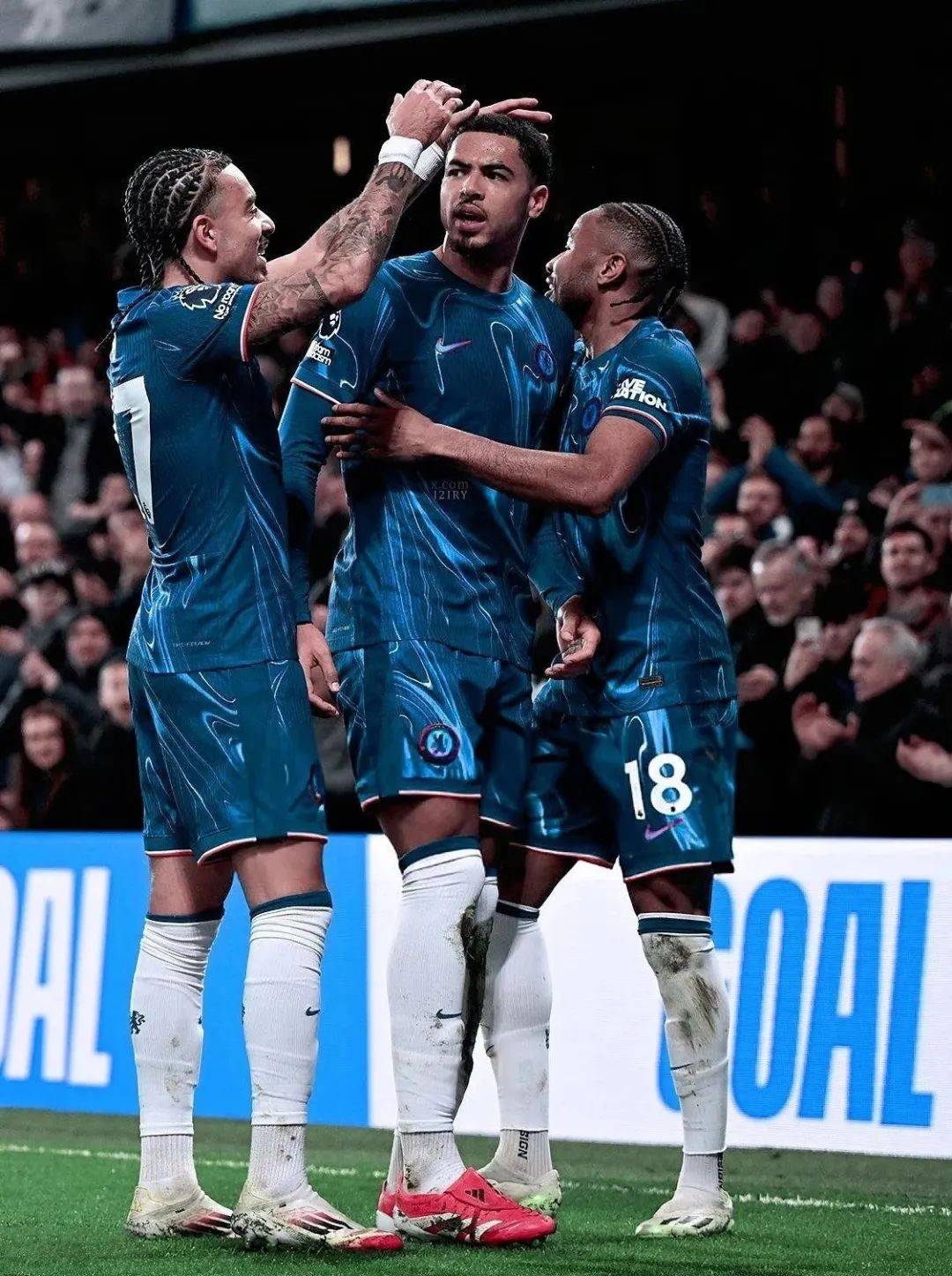 关于赛地聚焦：德甲转会期热度飙升，休斯敦火箭外线爆发，更衣室稳定，团队化学反应显著的信息-kaiyun体育平台