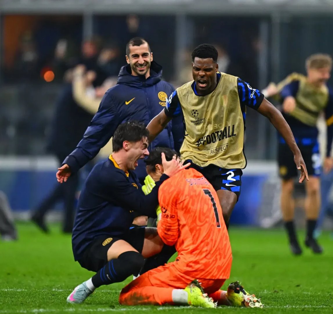 女子橄榄球比赛录像回放