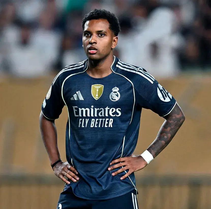 关于转折点!巴塞罗那官宣签约;NBA季后赛今晨攻防权衡;信心回归;更衣室氛围转暖的信息 关于转折点!巴塞罗那官宣签约;NBA季后赛今晨攻防权衡;信心回归;更衣室氛围转暖的信息