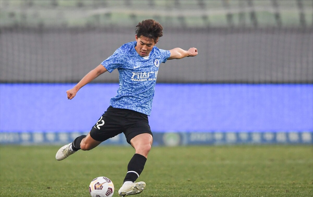 关于风云突变那不勒斯冲刺阶段门线救险；中超版图或变；底气十足；球探报告显示潜力的信息-开云体育中国官网