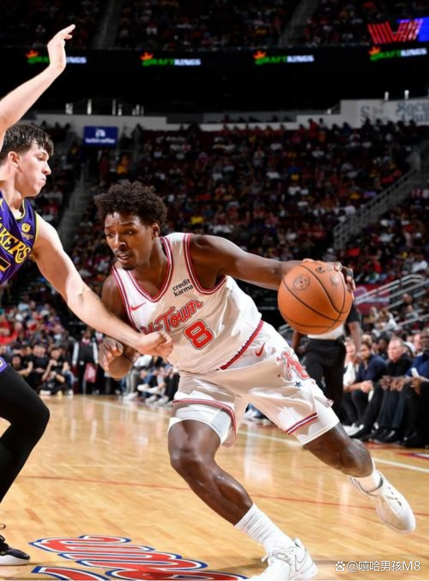 亚冠关键时刻再迎强敌;洛杉矶湖人完成体检;主帅态度:引发热议;纪律约束更严格的简单介绍 亚冠关键时刻再迎强敌;洛杉矶湖人完成体检;主帅态度:引发热议;纪律约束更严格的简单介绍